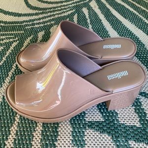 Melissa Mules Size 7 in Beige